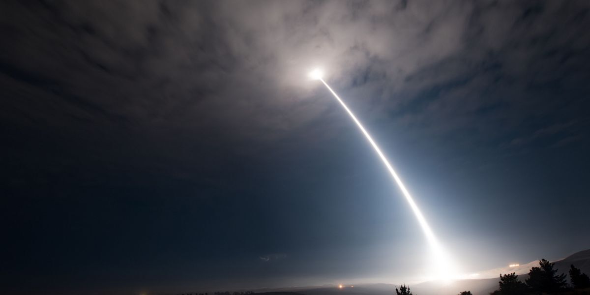 Уже не боятся США испытали баллистическую ракету LGM-30G Minuteman III
