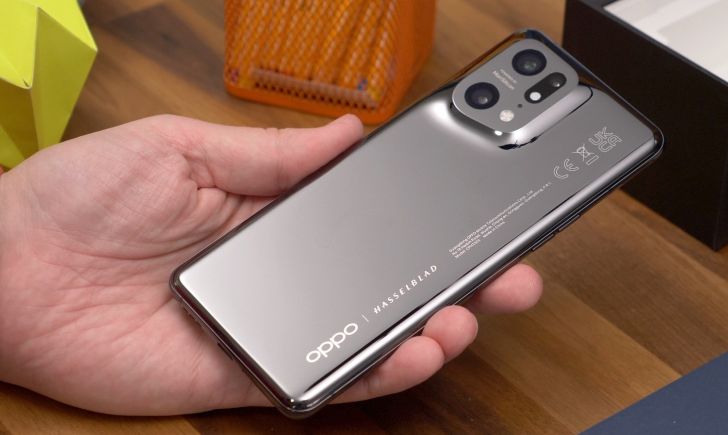 Камера новейшего флагмана Oppo Find X5 Pro оказалась хуже прошлогодней модели бренда