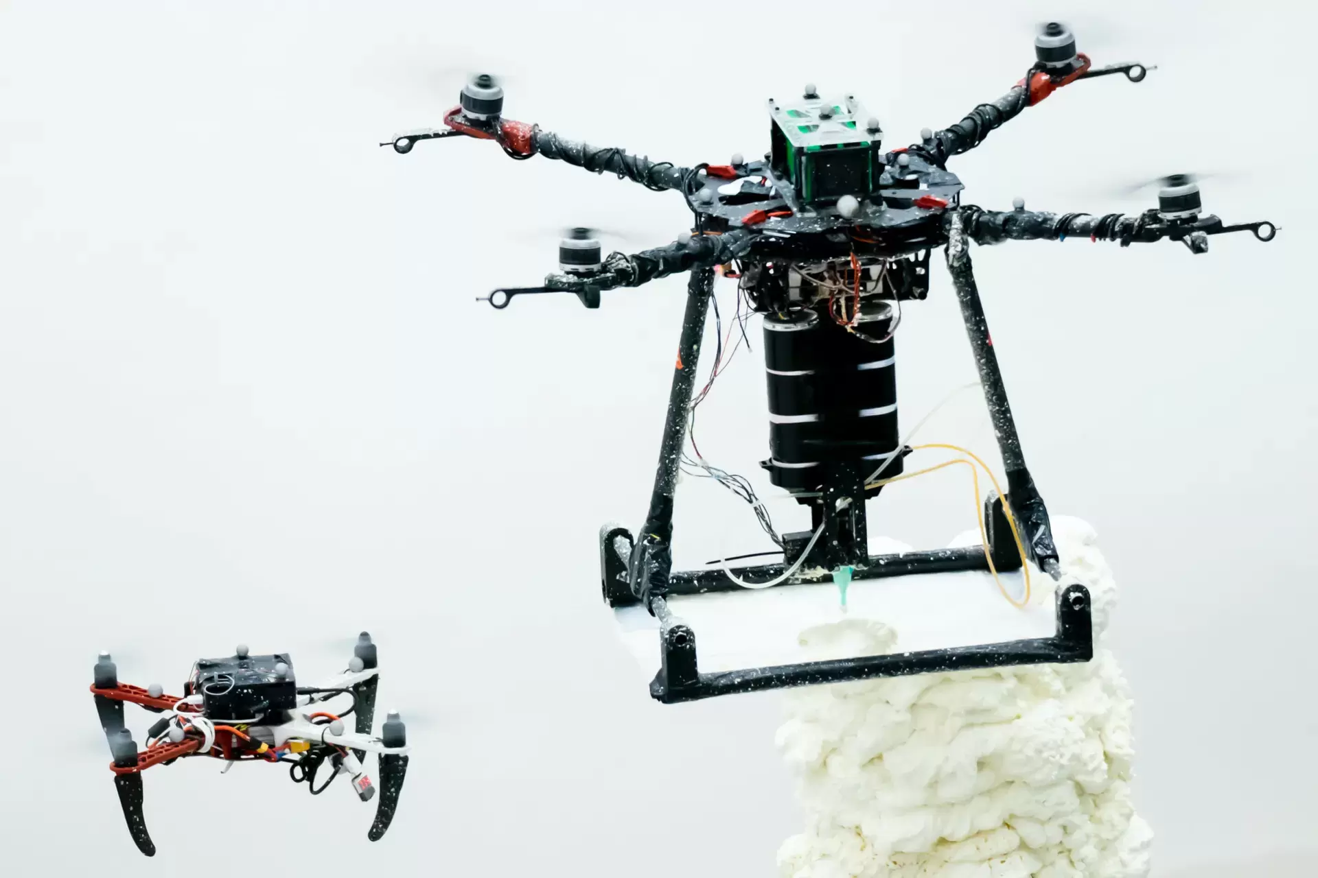Пчелы вдохновили: воздушные дроны используют для 3D-печати конструкций