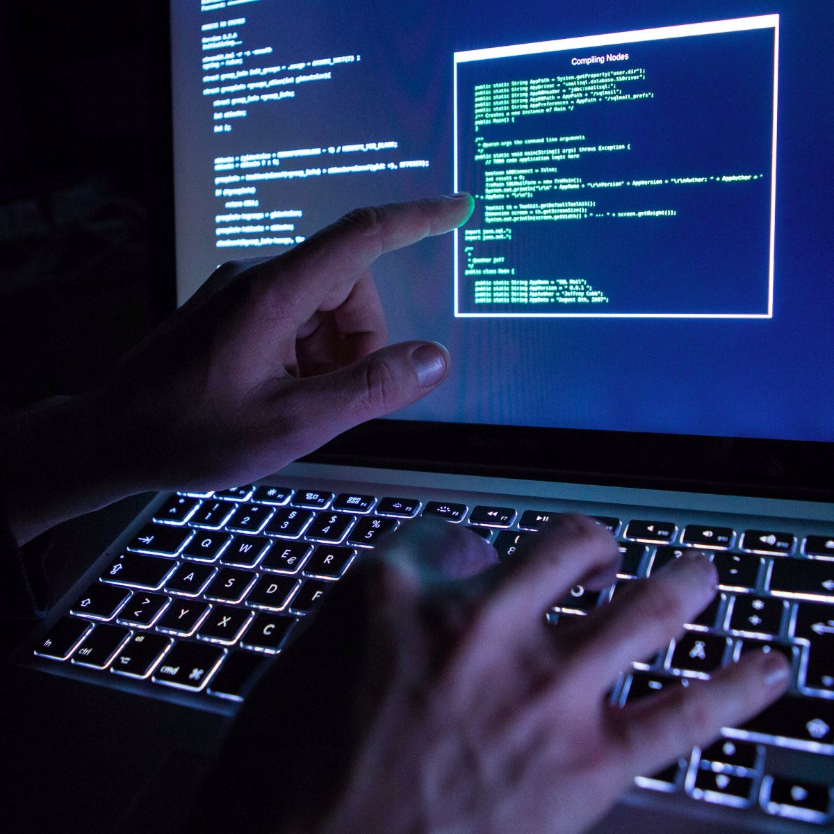 Россия рассказала о заказчиках и исполнителях хакерских атак на РФ