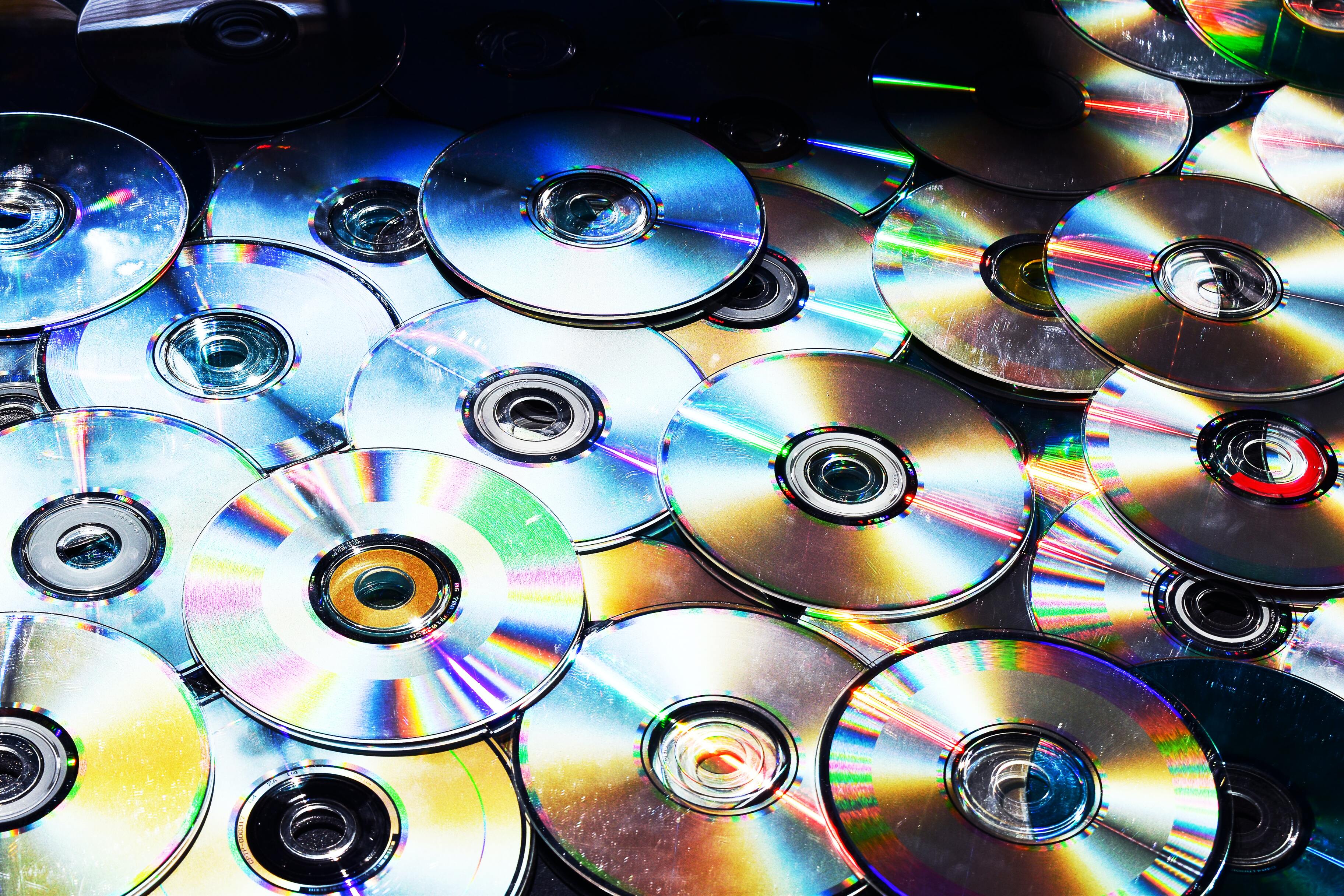 Россияне снова начали скупать DVD-диски. Да, дело в санкциях