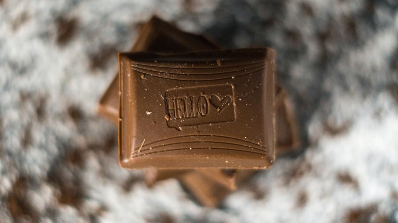 Вреден ли для здоровья шоколад с белым налётом — Ferra.ru