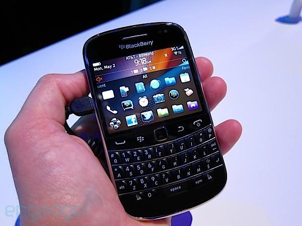 Пользователи проголосовали за возвращение телефонов BlackBerry