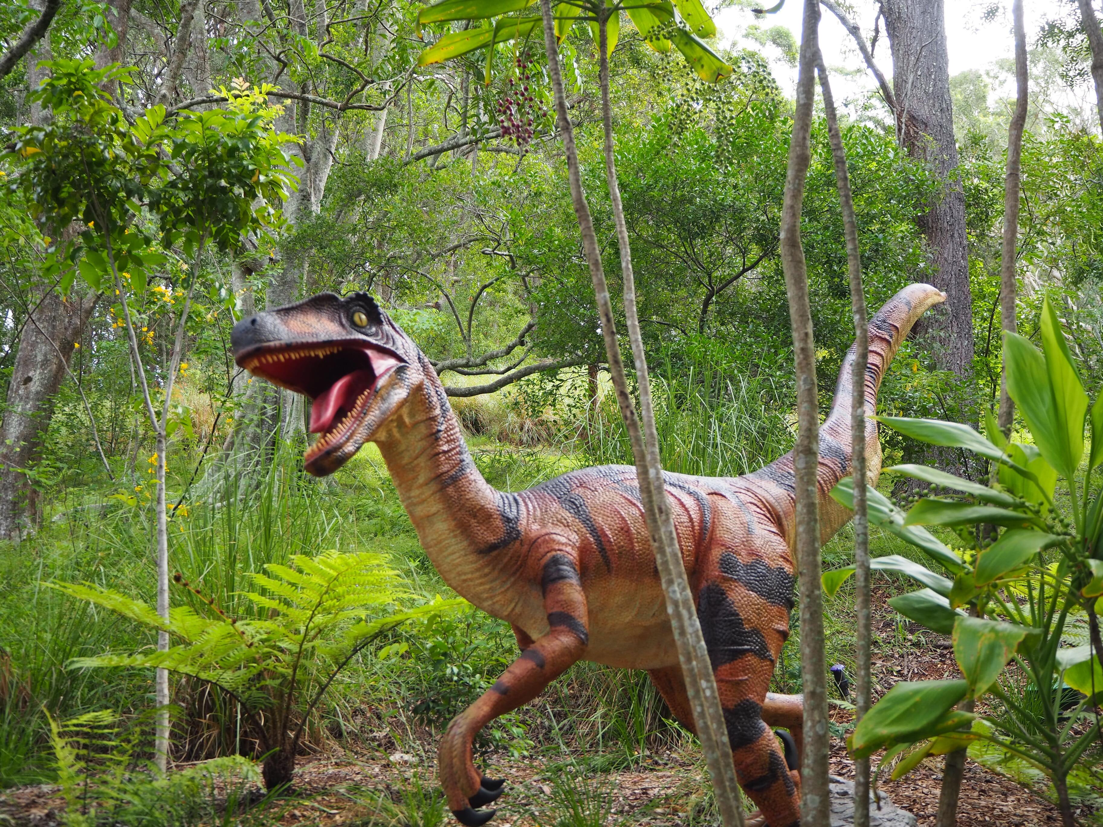 Как бы выглядели динозавры сейчас, если бы не вымерли