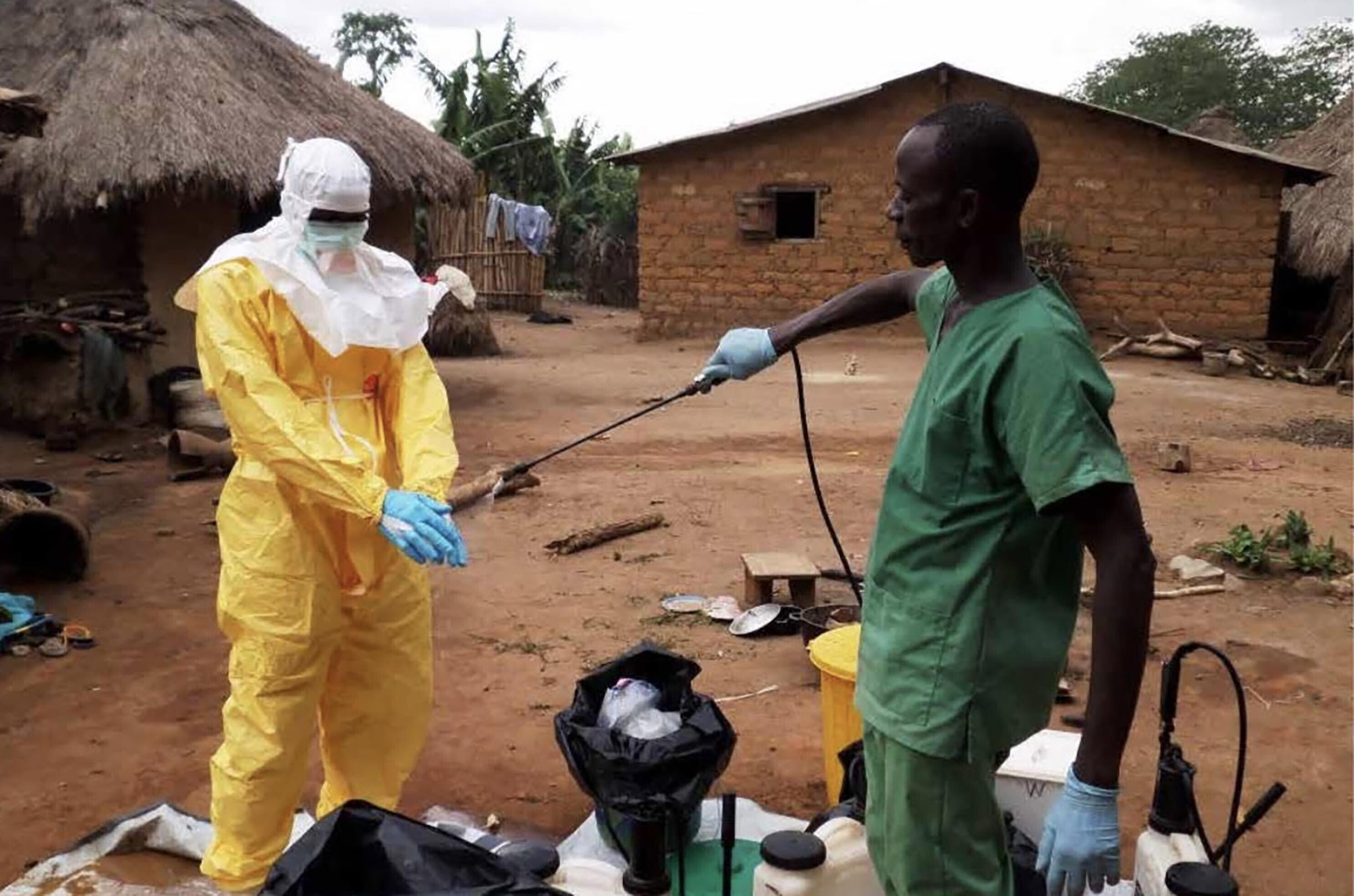 Может ли в России начаться распространение лихорадки Эбола