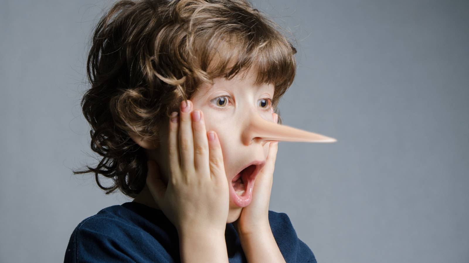 Почему ребёнок может вам врать: объясняют специалисты
