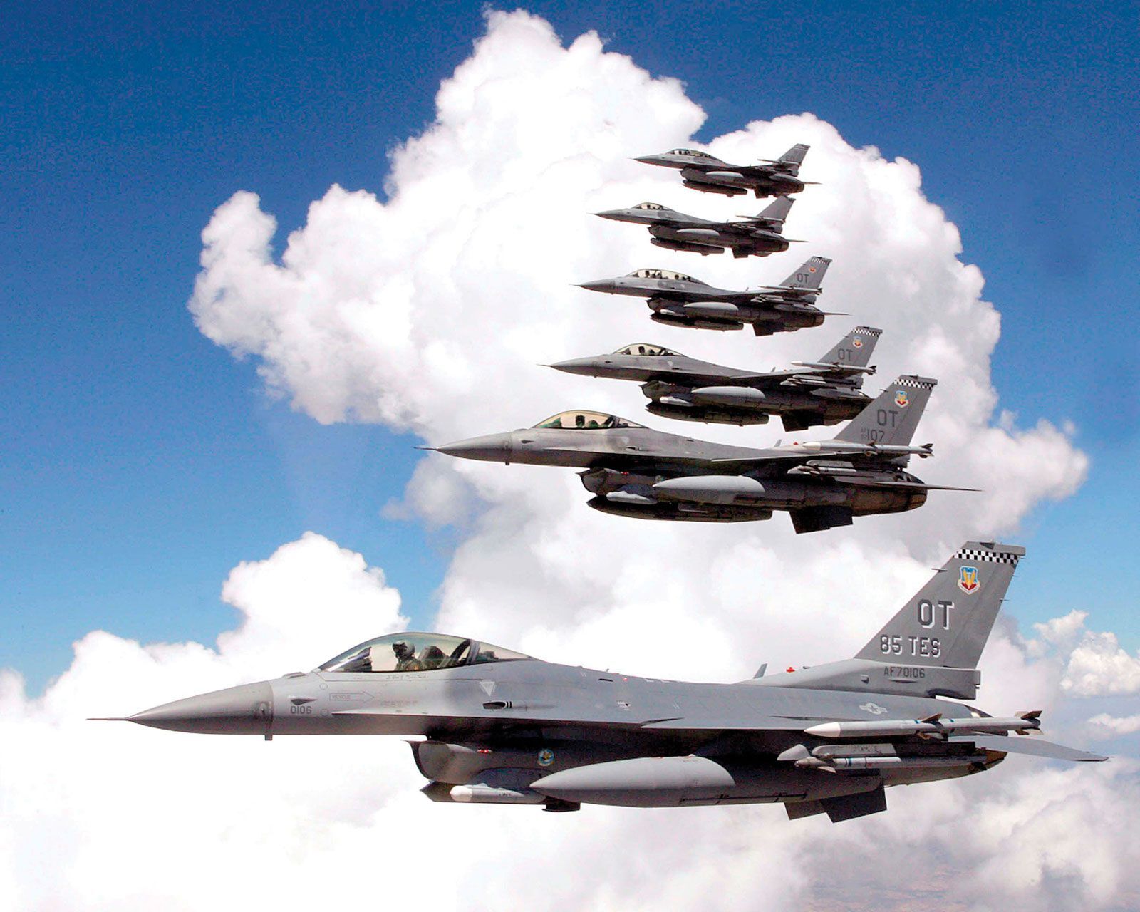 Из-за спора геймер опубликовал документ с секретной информацией об истребителе F-16
