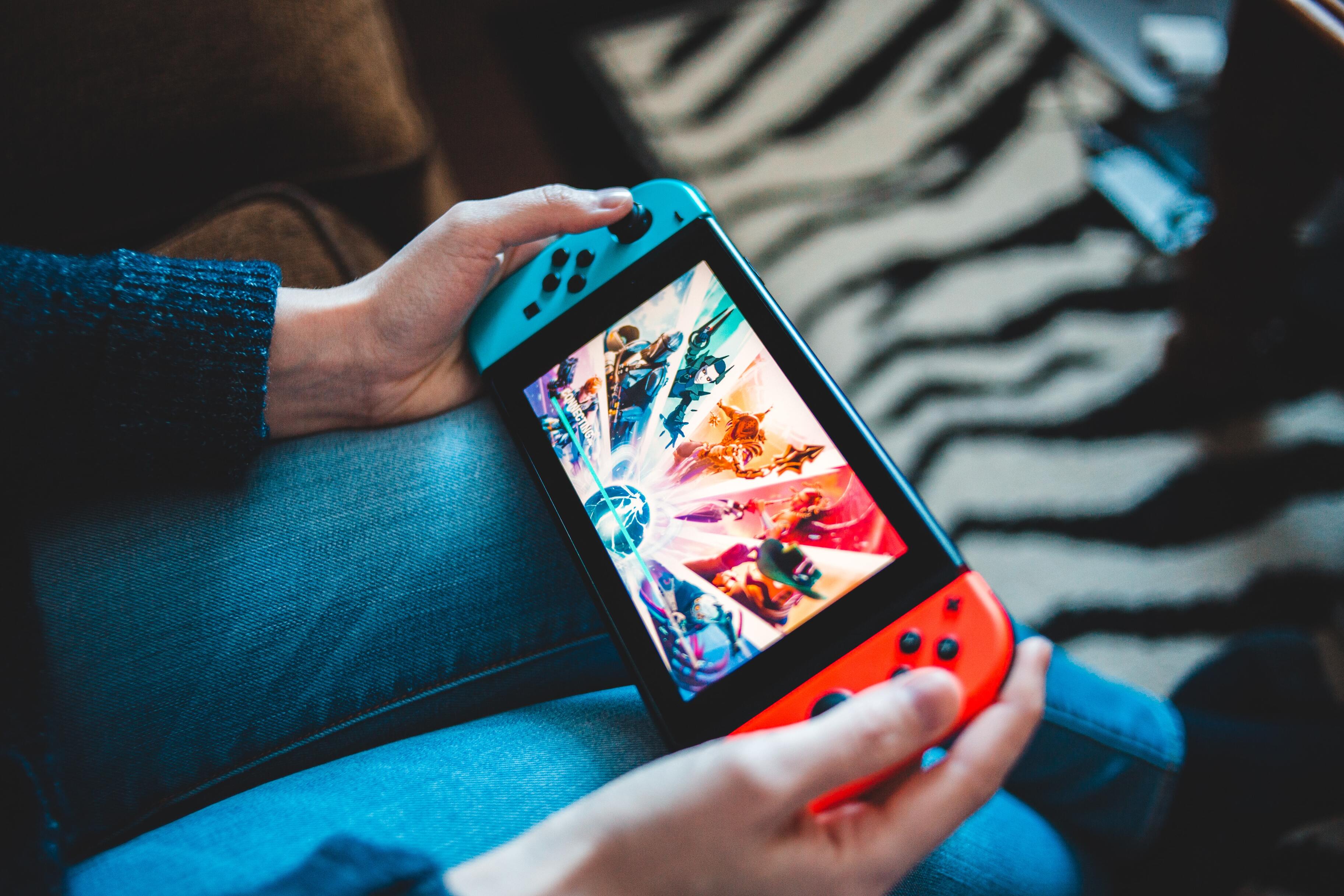 Nintendo хочет увеличить объёмы выпуска шестилетних консолей Switch