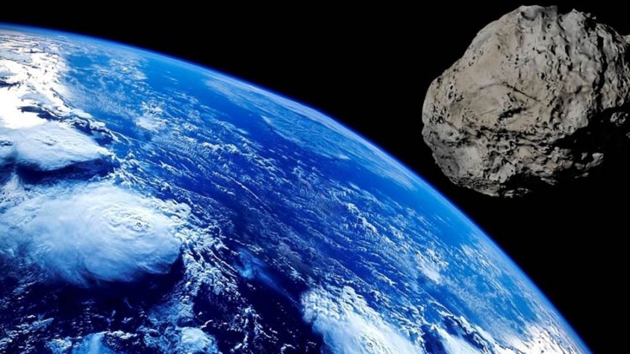 Российский астроном рассказал, что человечество может создать оружие, чтобы сбивать угрожающие Земле метеориты