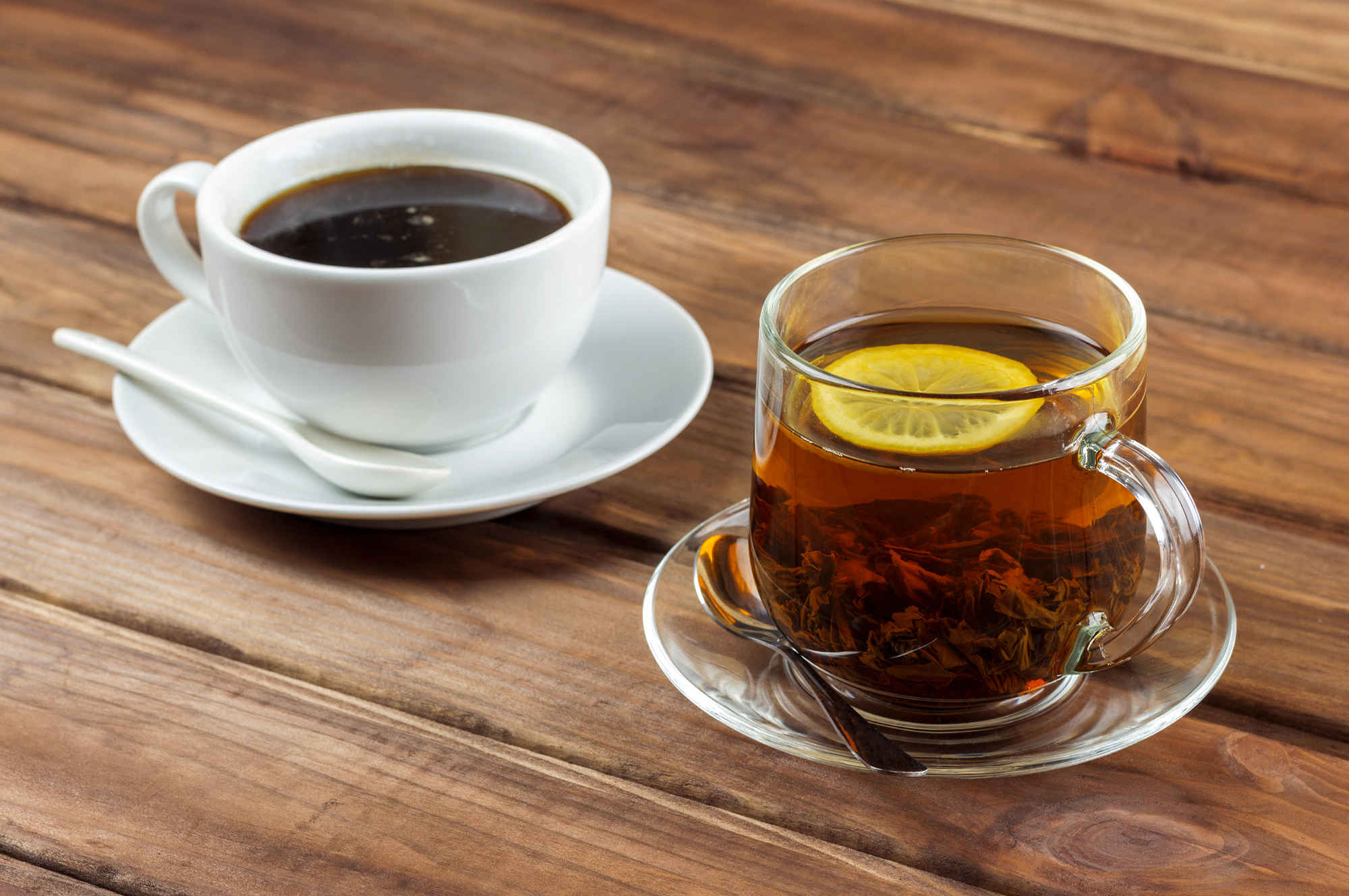 Почему вредно пить чай и кофе во время простуды