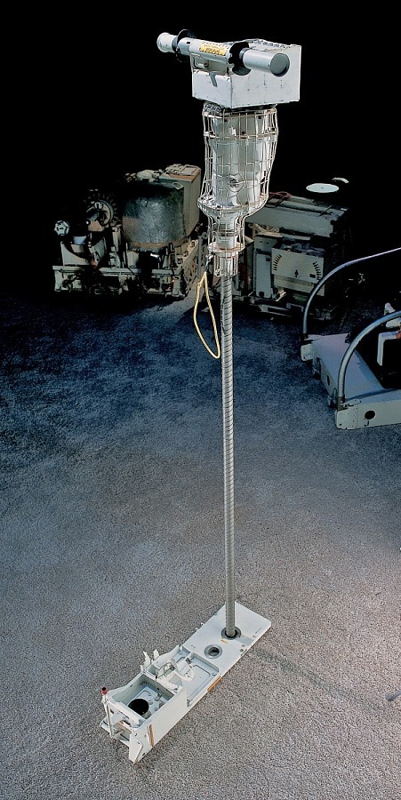 Беспроводная буровая установка The Apollo Lunar Surface Drill (ALSD) от компании Black & Decker