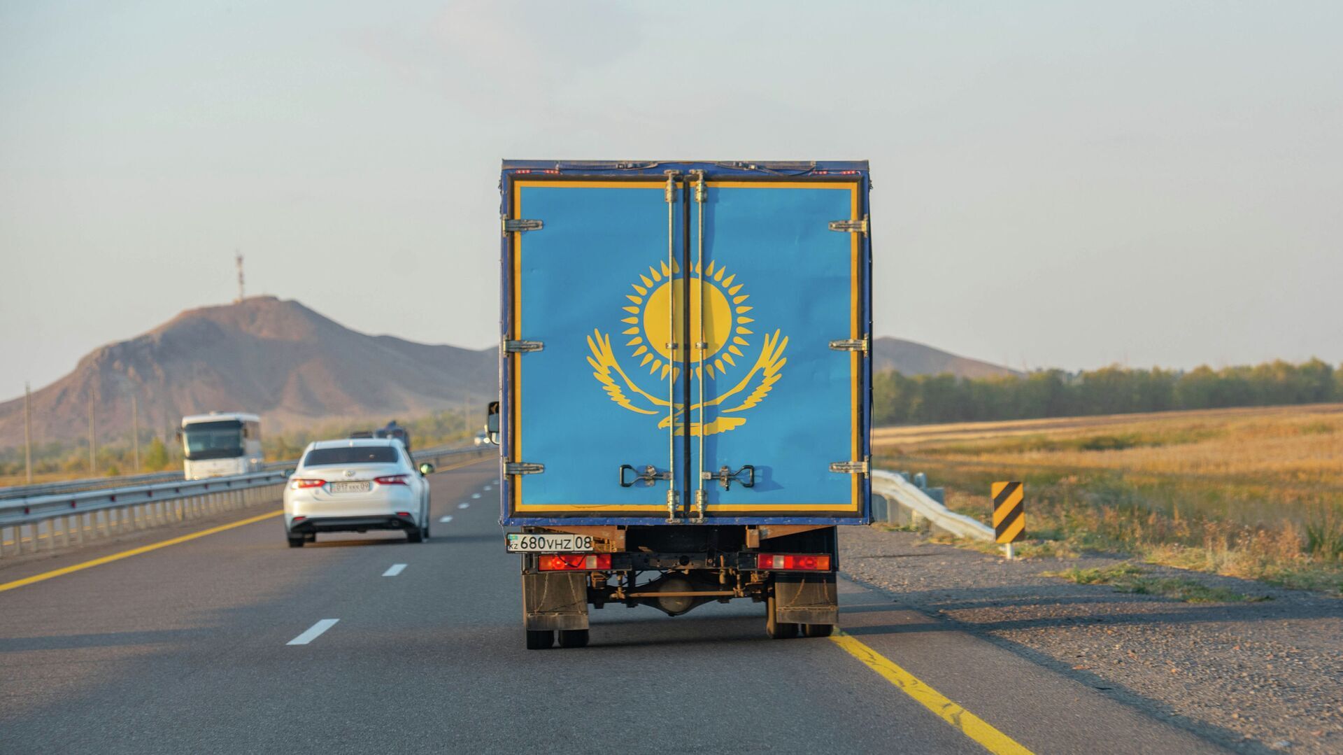 Не по-соседски: техника в России подорожает из-за новых таможенных правил Казахстана