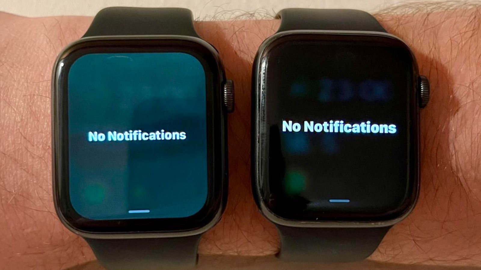 Экран некоторых Apple Watch позеленел после обновления