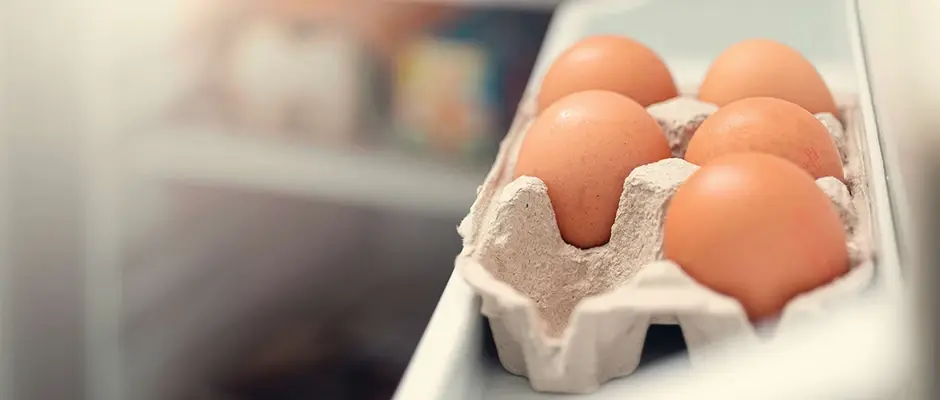 Где правильно хранить яйца, с точки зрения науки