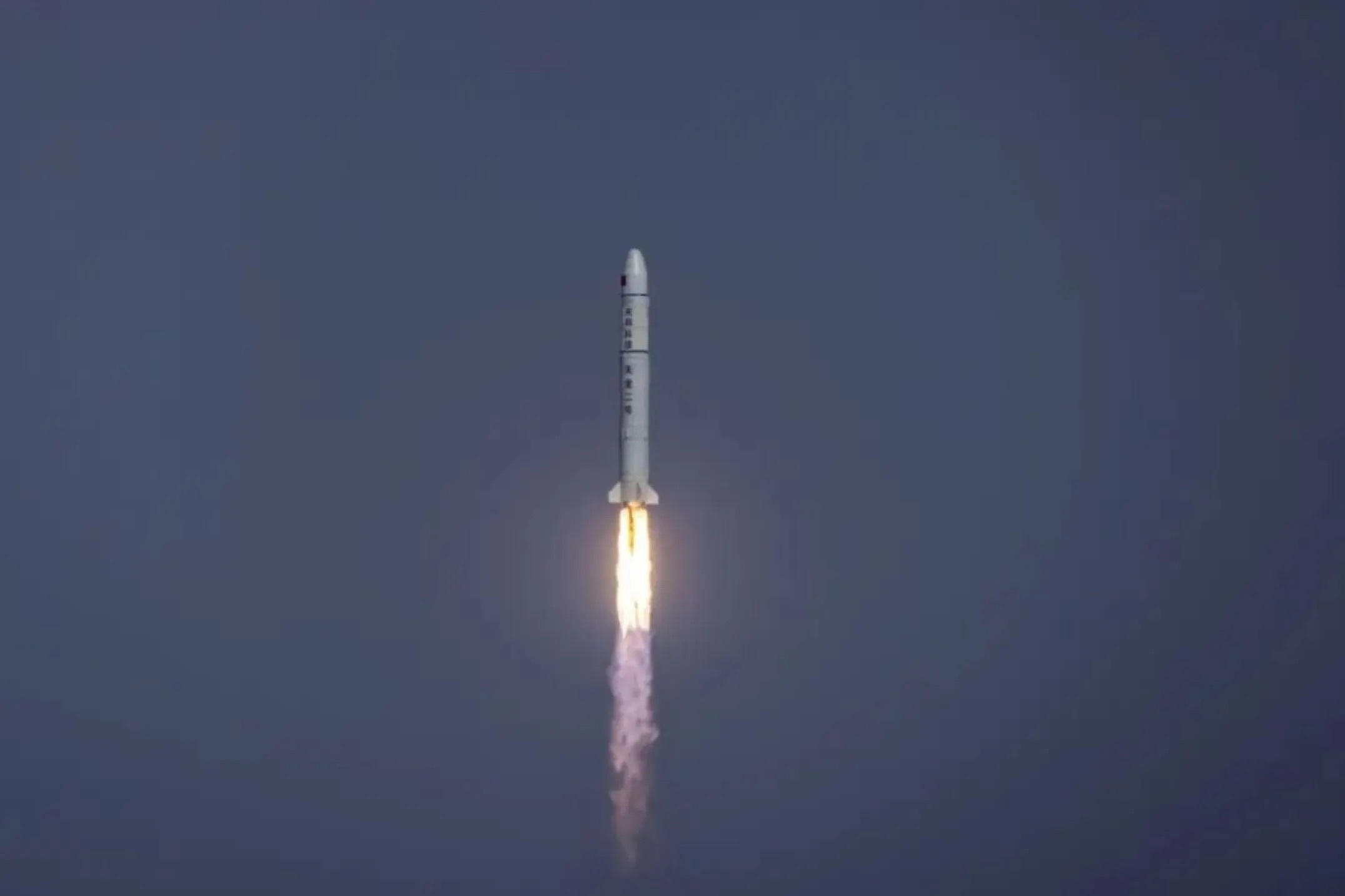 Когда Китай запустит в космос свой аналог ракеты Falcon 9