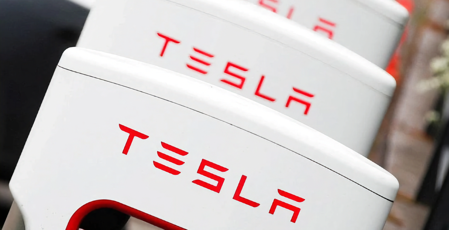 Суперкомпьютер Tesla Dojo сделает компанию Илона Маска ещё дороже