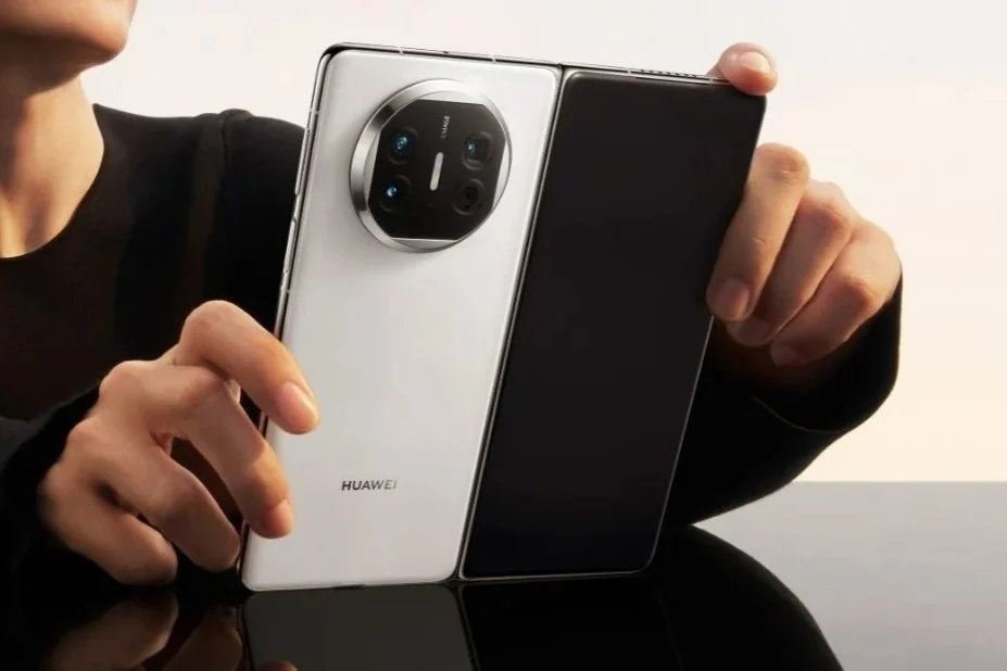 Самая дешёвая версия складного флагмана Huawei Mate X5 будет стоить $1800