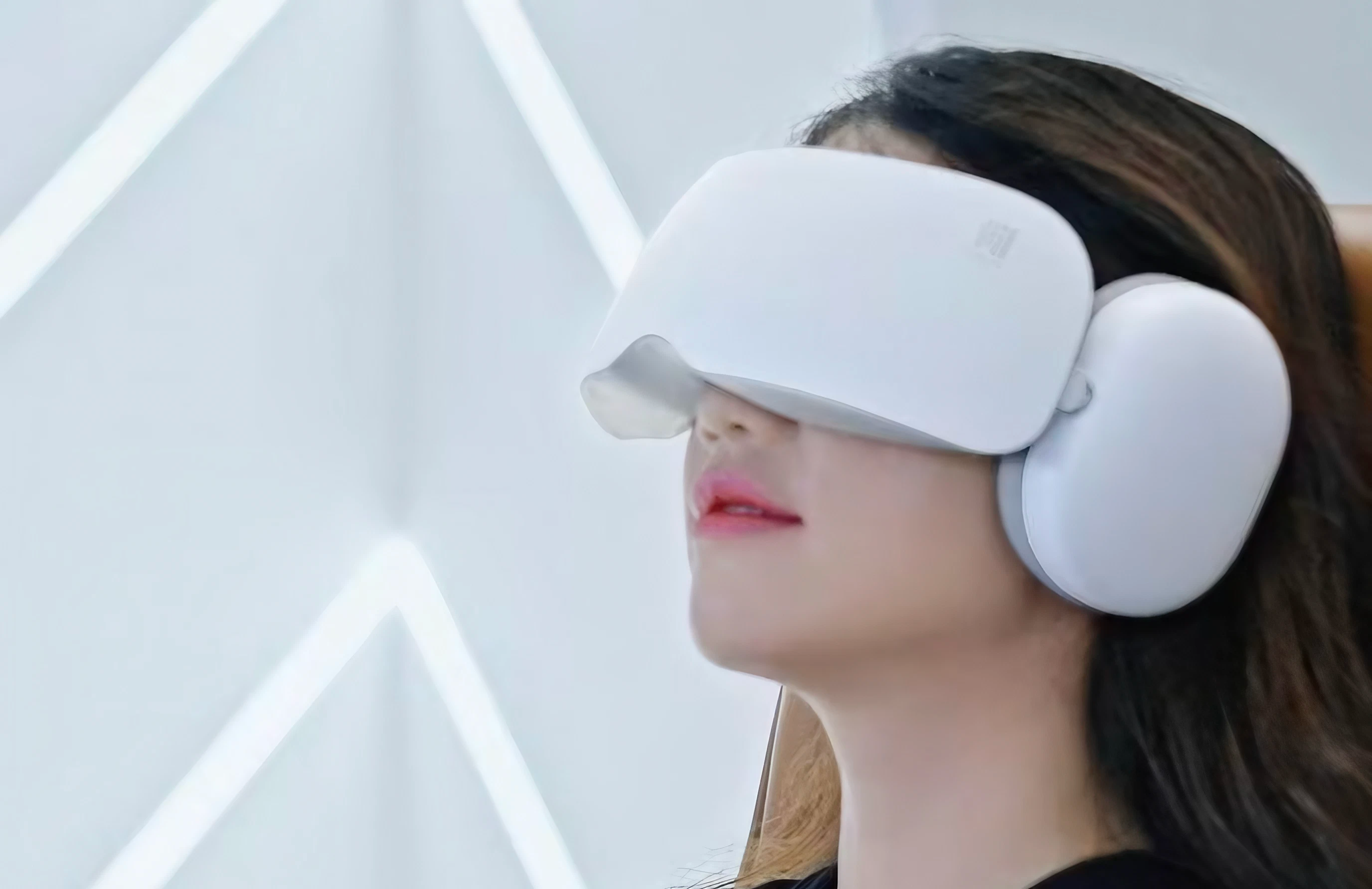 Xiaomi представила в Китае умную маску для сна за 4000 рублей
