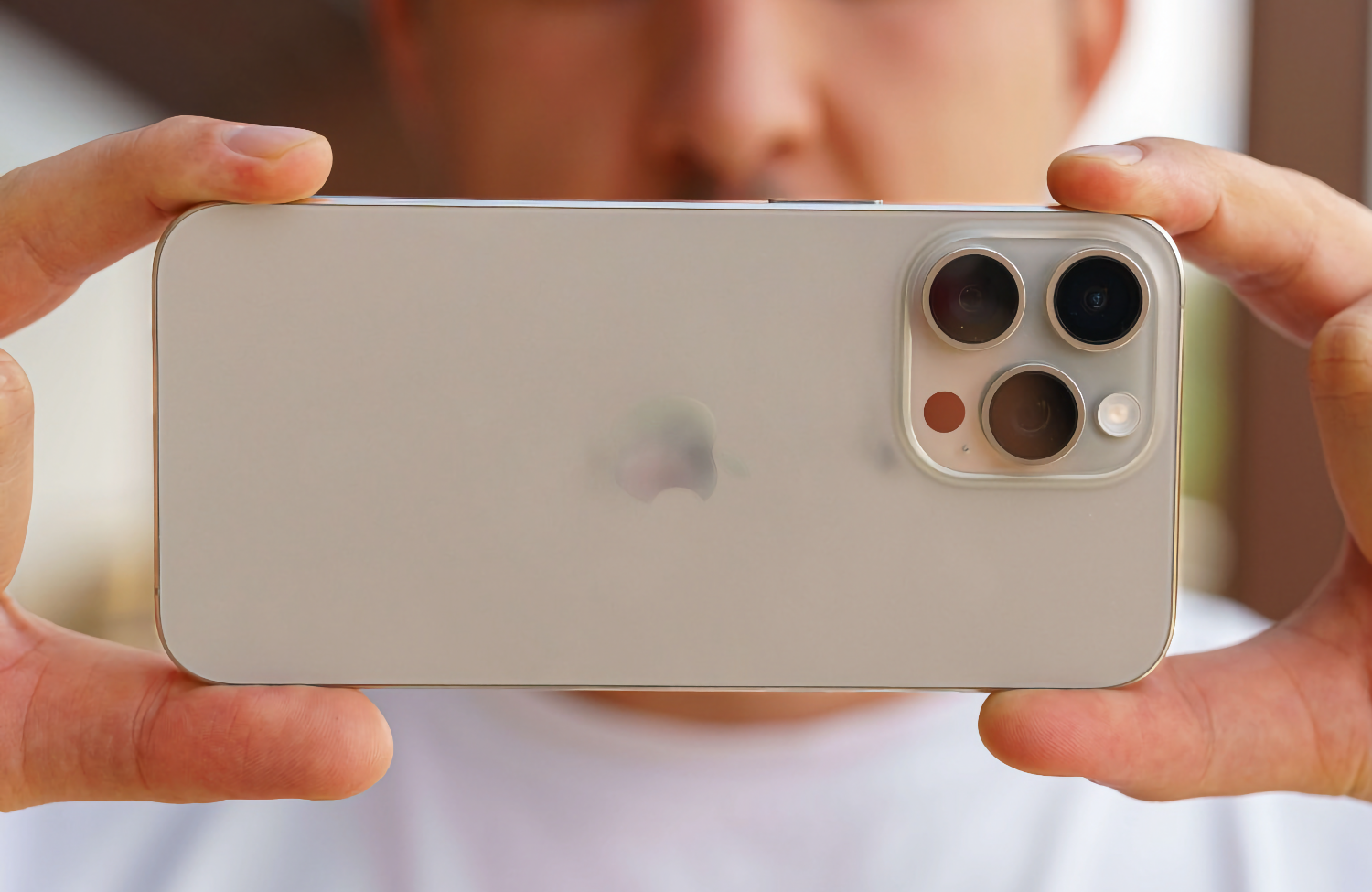 Камера iPhone 15 Pro Max оказалась хуже, чем у Huawei P60 Pro начала 2023 года