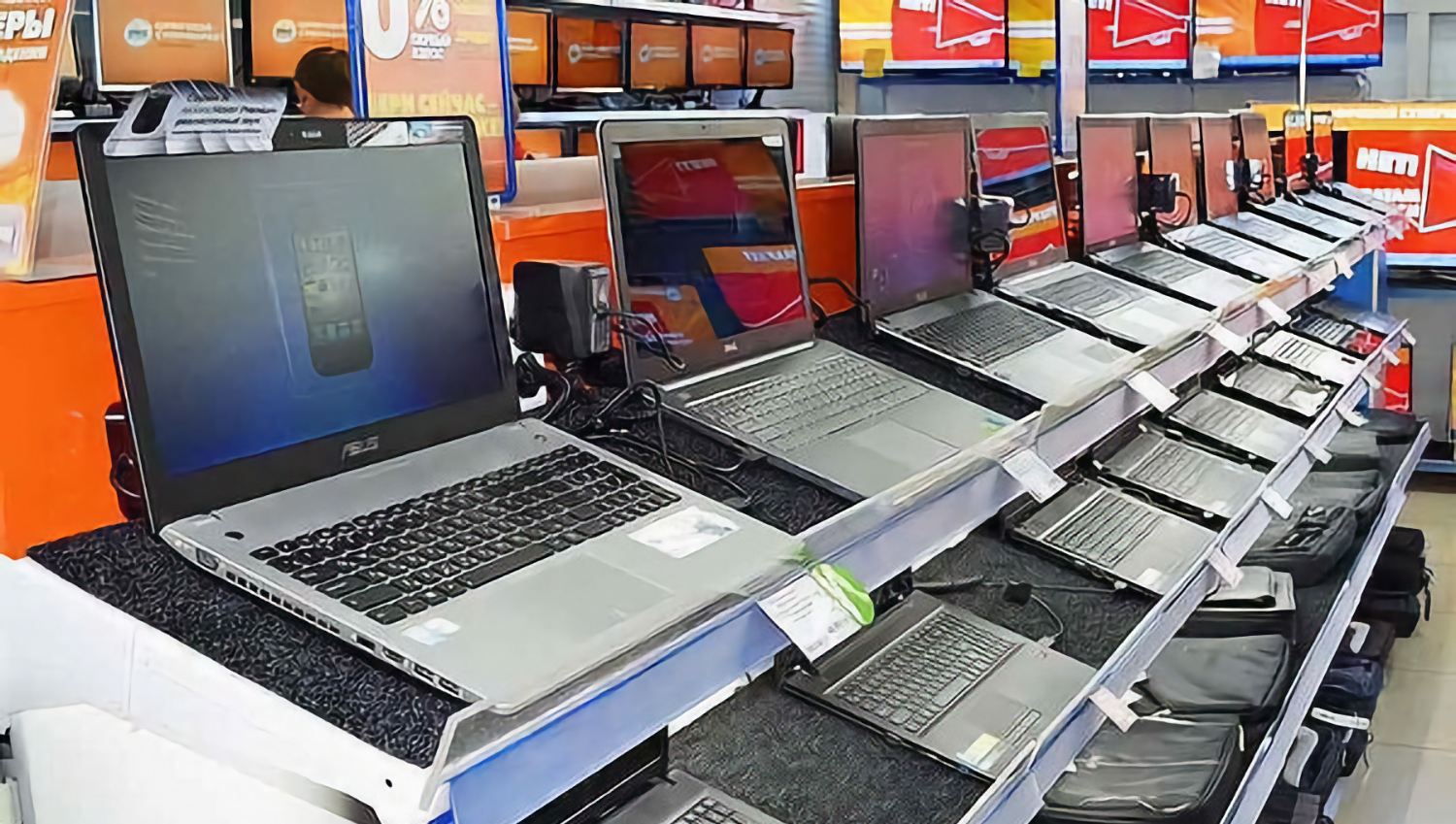 Почему в России почти исчезли из продажи ноутбуки с предустановленной Windows