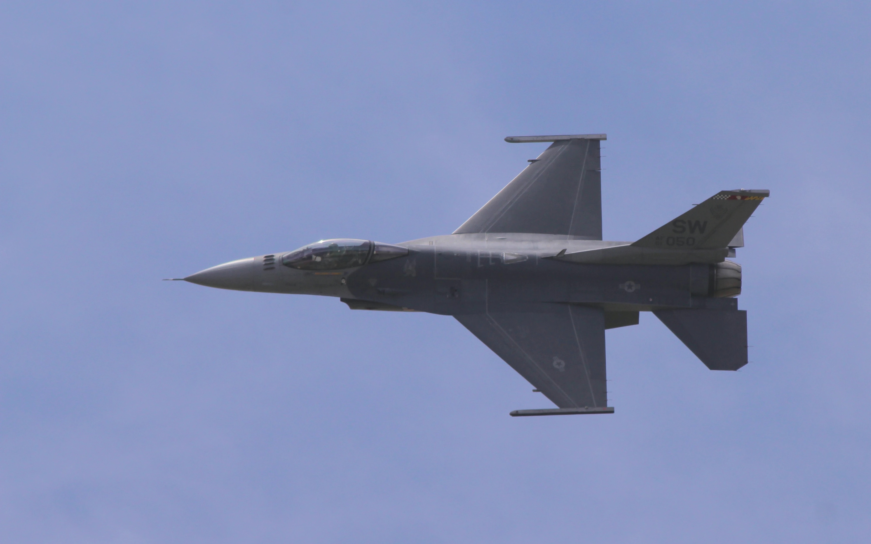 Главной задачей обещанных Украине истребителей F-16 назван перехват ракет