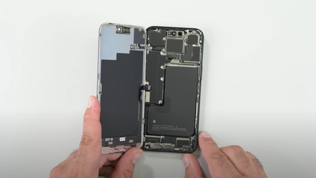 Айфон 15. Айфон 11 промакс разбитый. Замена стекла камеры iphone 11. Iphone x в разборе. Iphone 16 pro max новости.