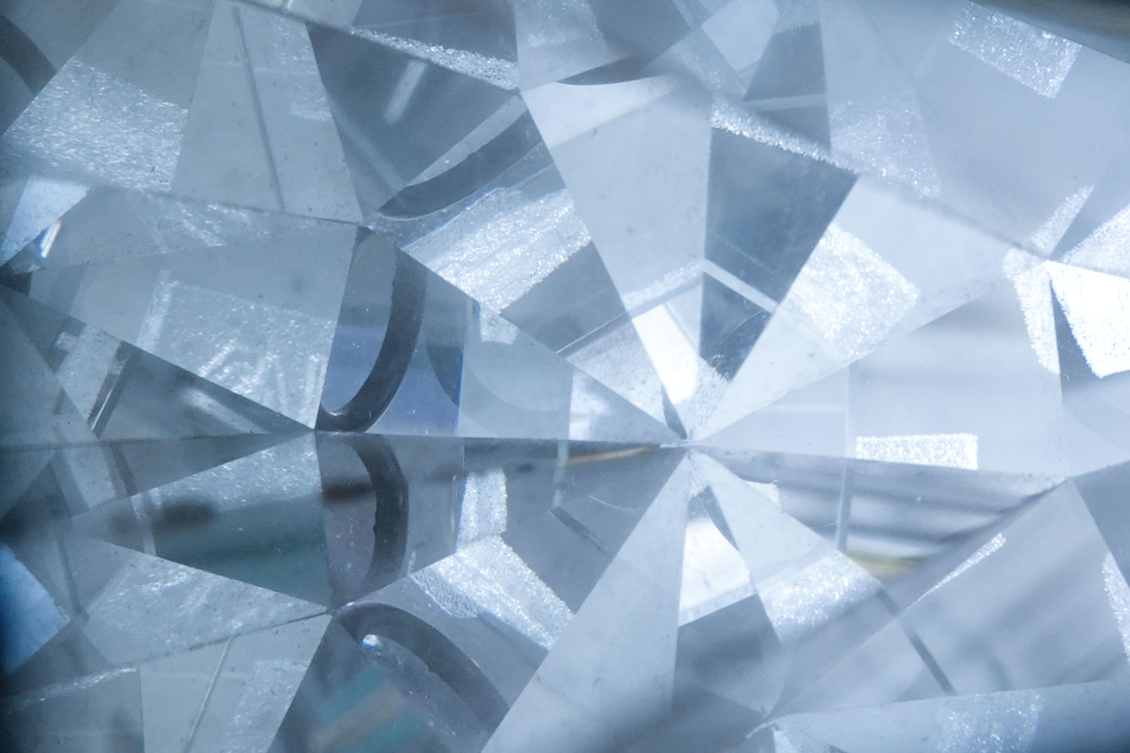 Российские учёные в Арктике получили алмазные пластины