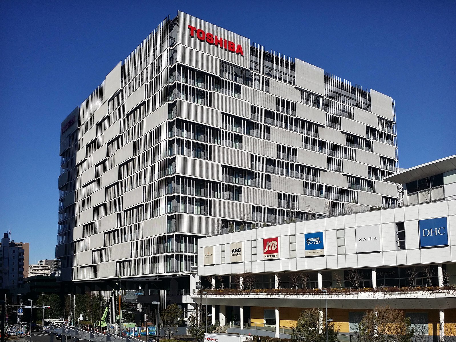 Toshiba начнёт продавать чипы управления питанием в электрокарах