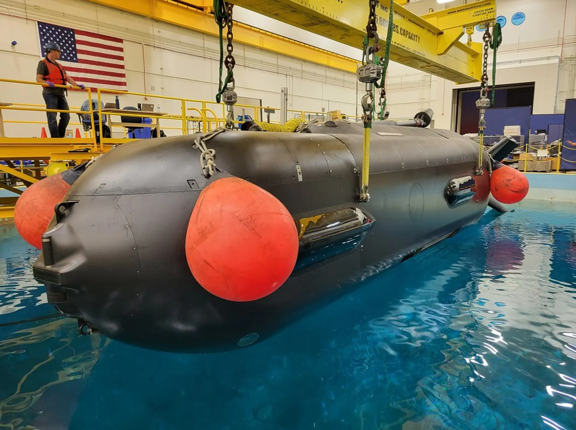 ВМС США получили первую гигантскую роботизированную подлодку: Orca