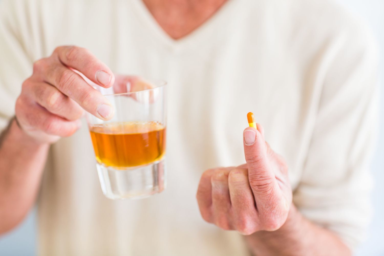 Фармацевт предупредил, что приём парацетамола после алкоголя опасен для здоровья