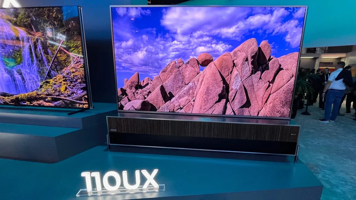 У Hisense появился гигантский 110-дюймовый телевизор со 144 Гц экраном