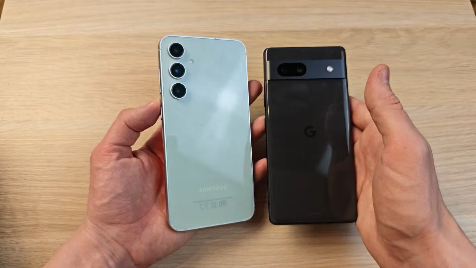 Базовые флагманские смартфоны Samsung S23 FE и Google Pixel 7A подробно сравнили
