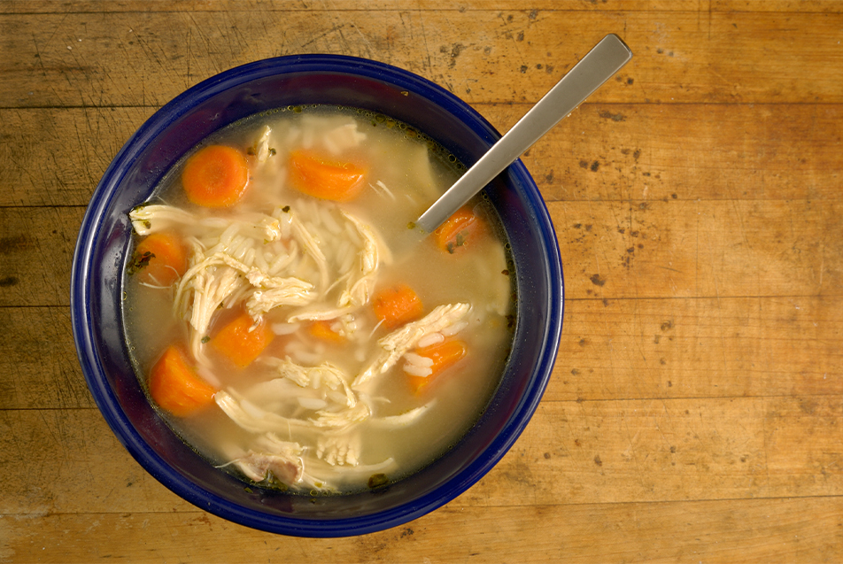 Учёные рассказали о пользе куриного супа при болезни