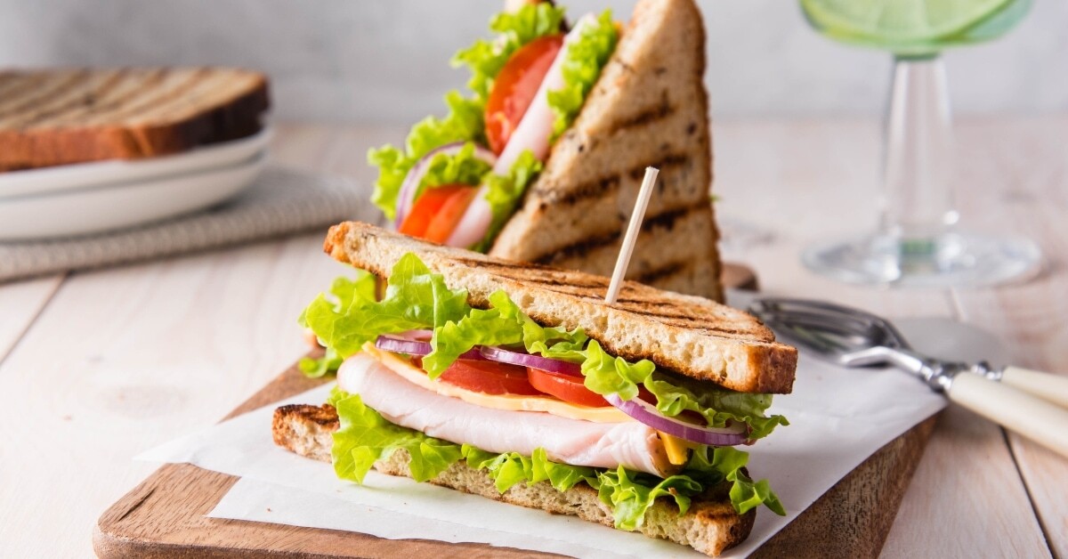 Специалисты дали советы по приготовлению полезных бутербродов