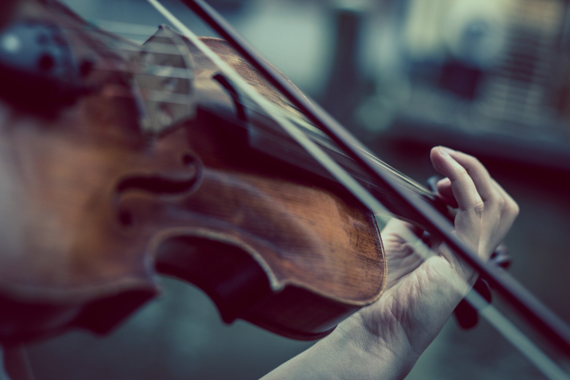 Доказано: игра на музыкальном инструменте или пение в хоре улучшают работу мозга