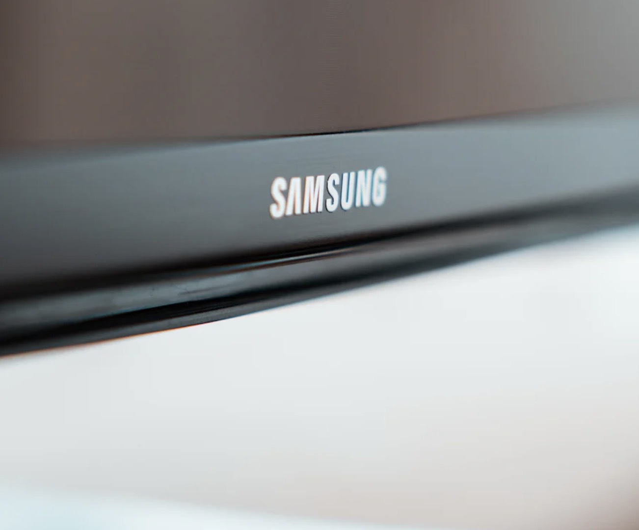 С 1 марта Samsung удалит Google Assistant из всех моделей своих телевизоров