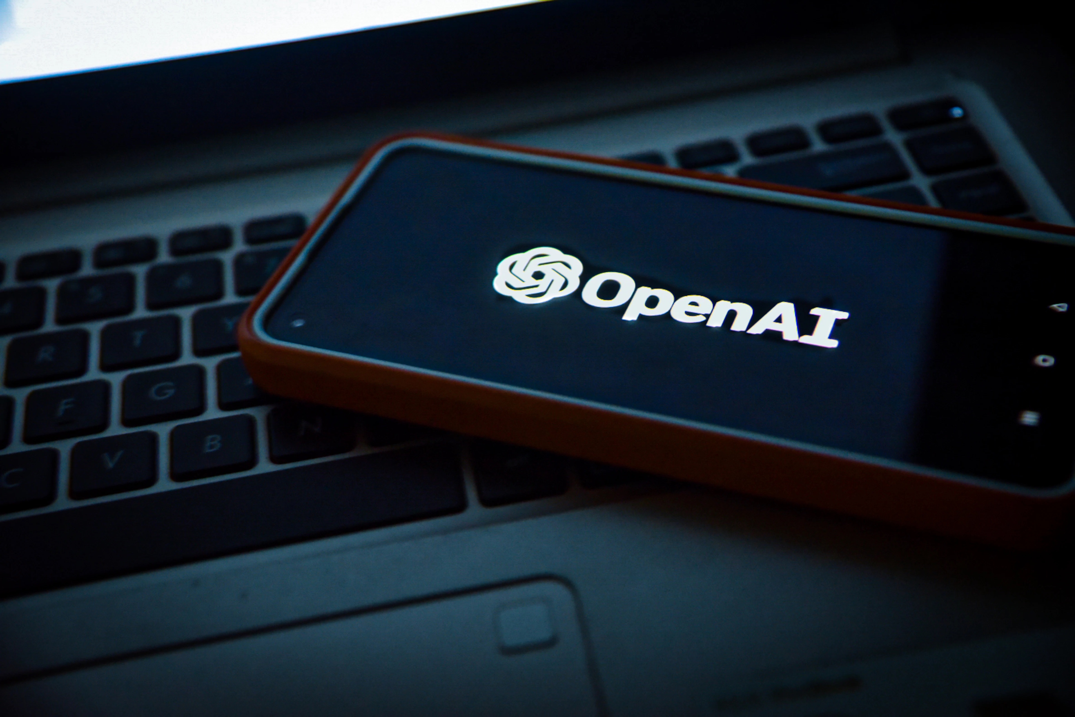 OpenAI решила делать свои чипы: компании нужны $7 трлн