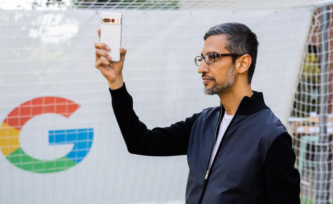 Сколько смартфонов у главы Google