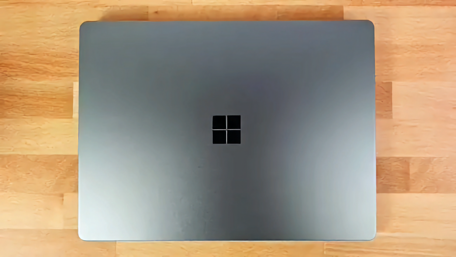 Уже в марте Microsoft выпустит новые ноутбуки Surface с прицелом на ИИ-функции
