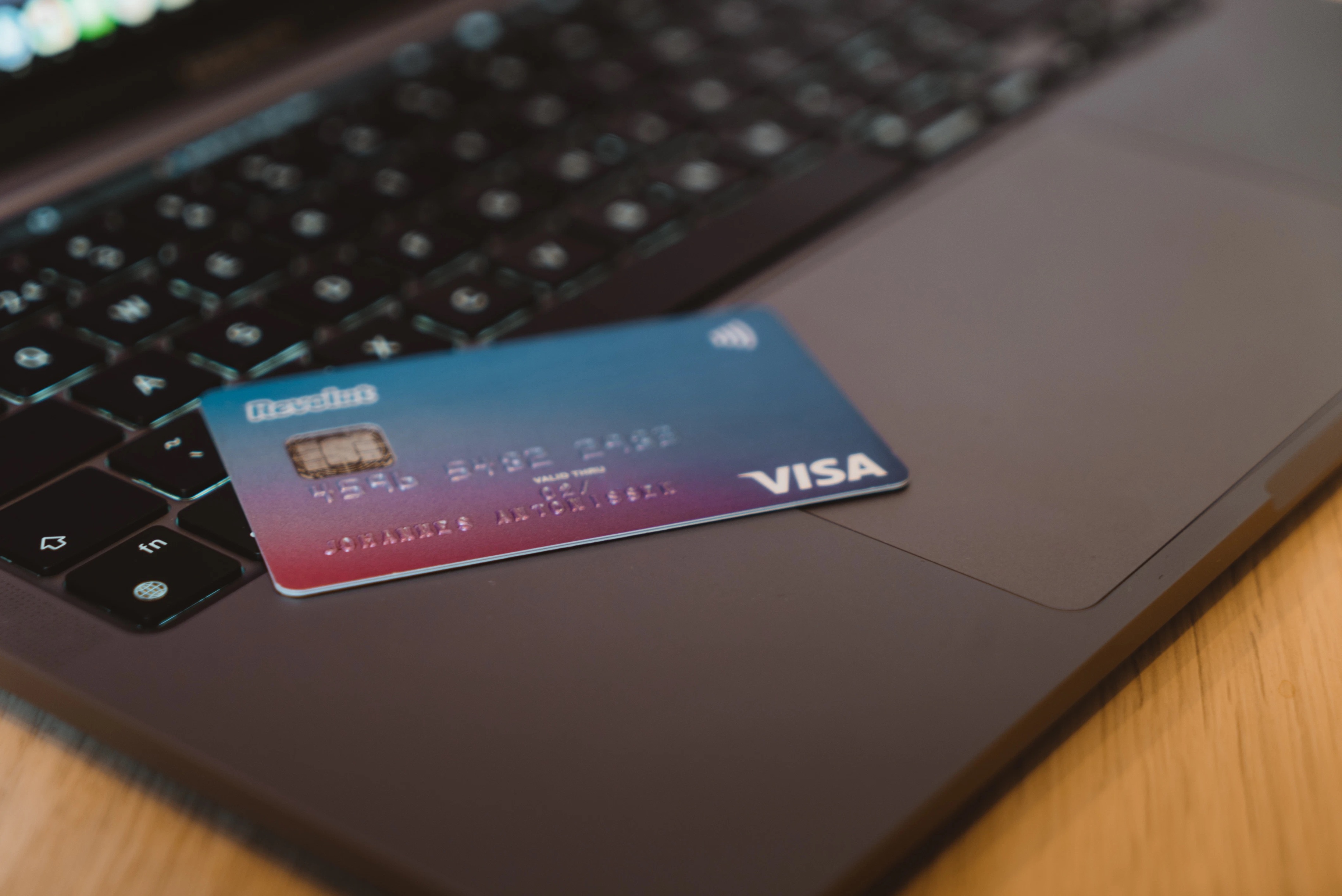 В США Visa и MasterCard согласились снизить комиссию для торговцев