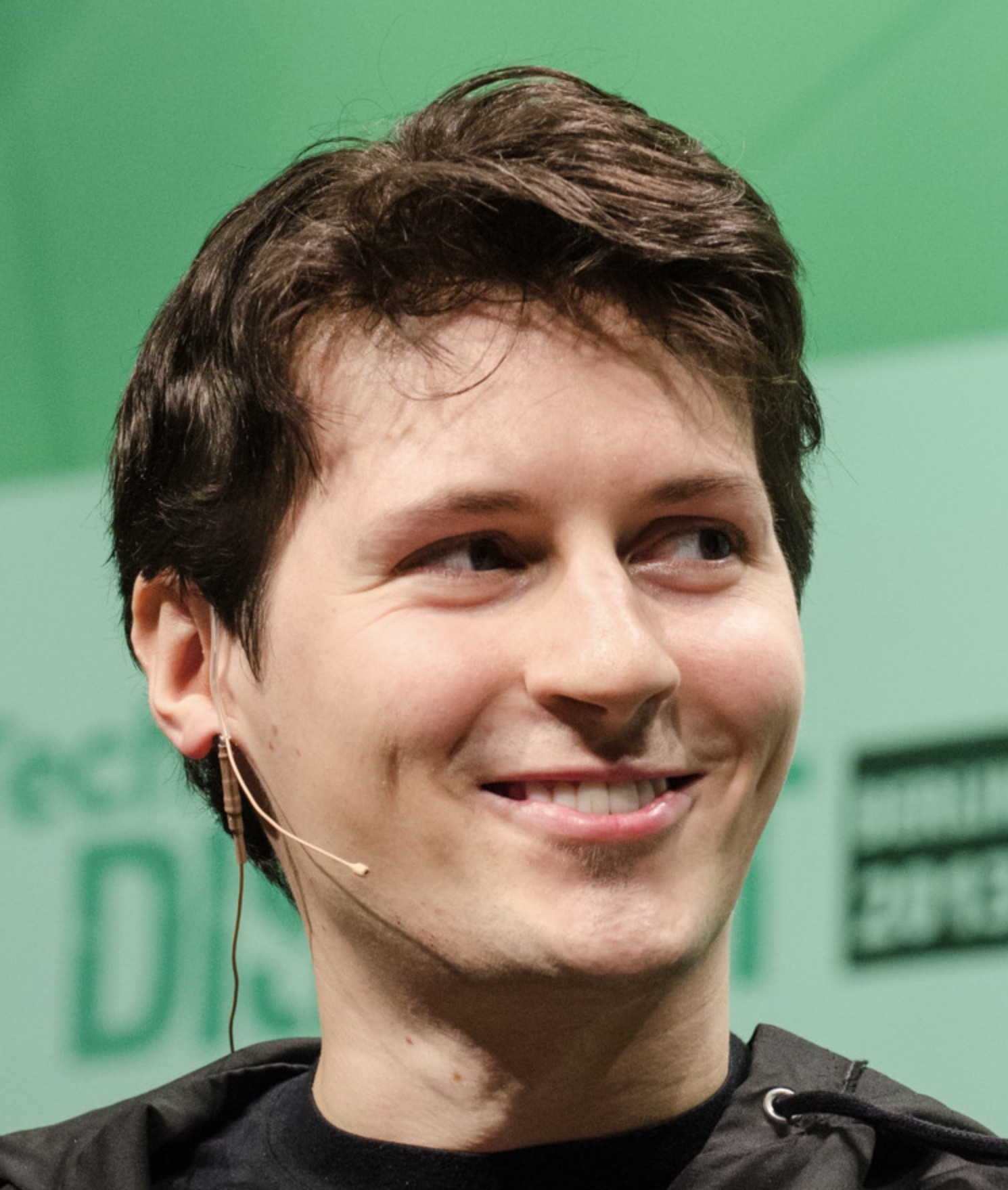 Дуров предупредил о скором появлении платных стикеров в Telegram