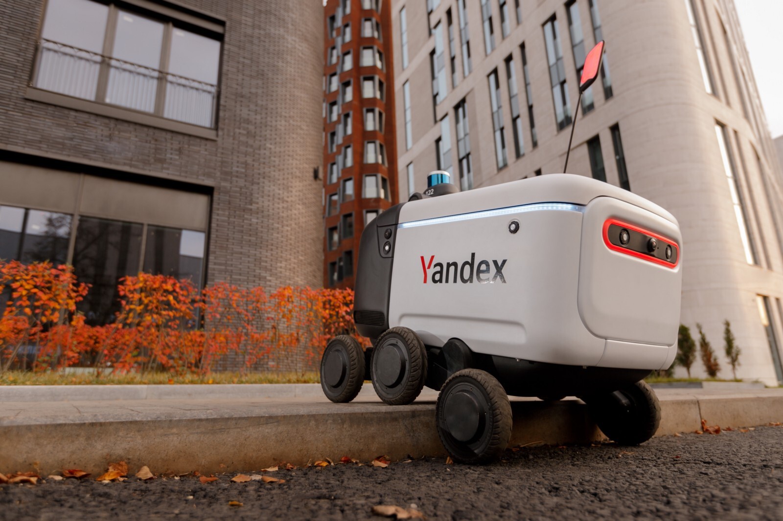 Роботы-курьеры Яндекса будут доставлять заказы в ещё нескольких районах Москвы