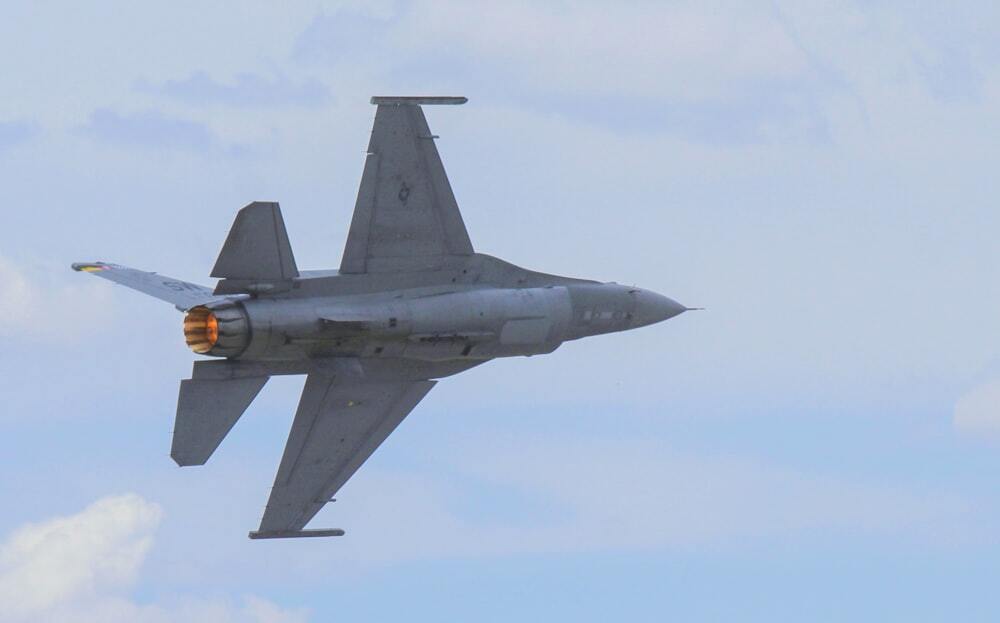 Япония станет базой для обслуживания американских истребителей F-15 и F-16