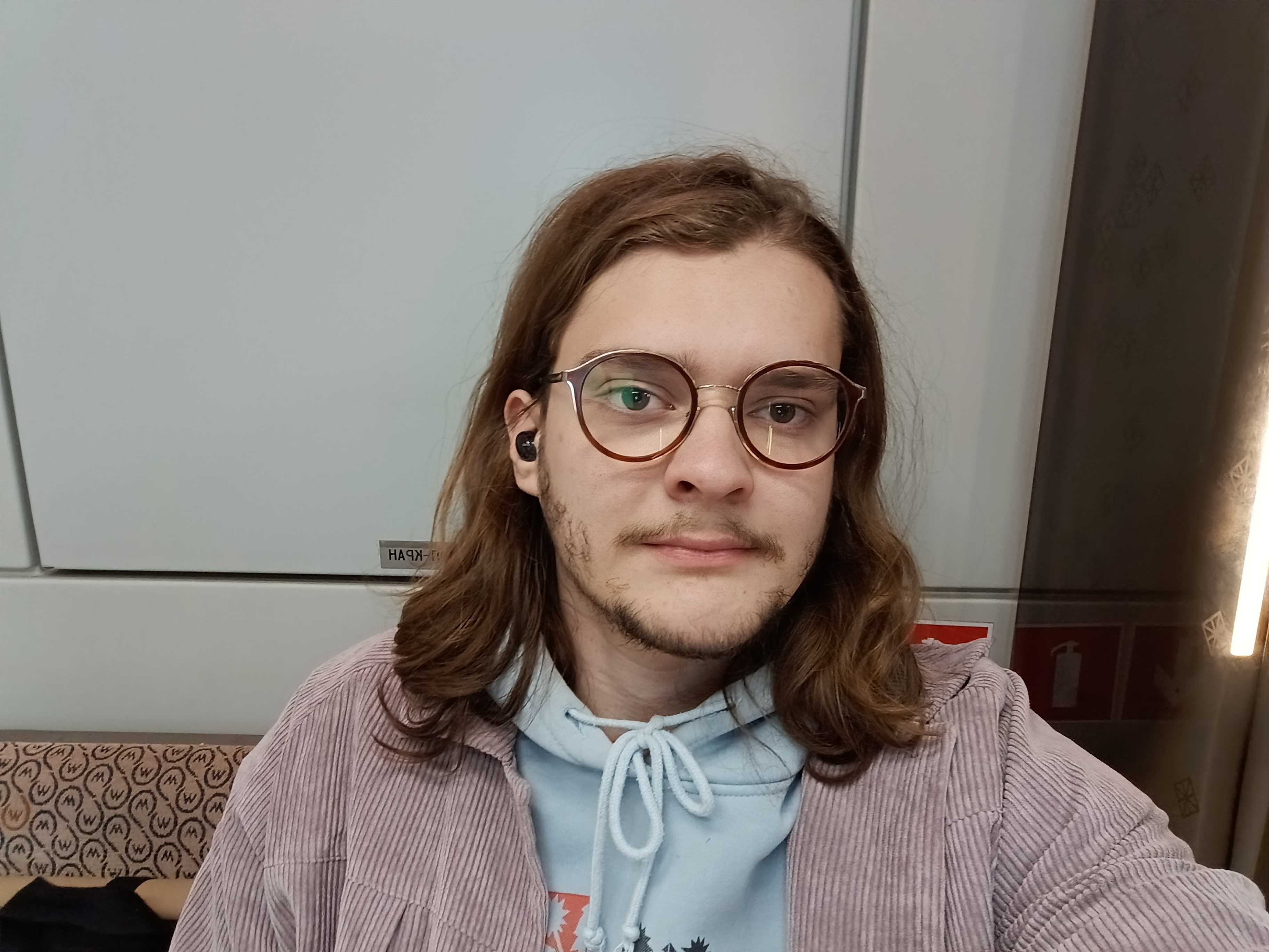 Новый iPhone за 25-30 тысяч рублей вы не купите, но вот его классный аналог на Android 61 bd4a70762a3932fdd3a55dbcd4c15729e1940d3c THE ASHGABAT TIMES