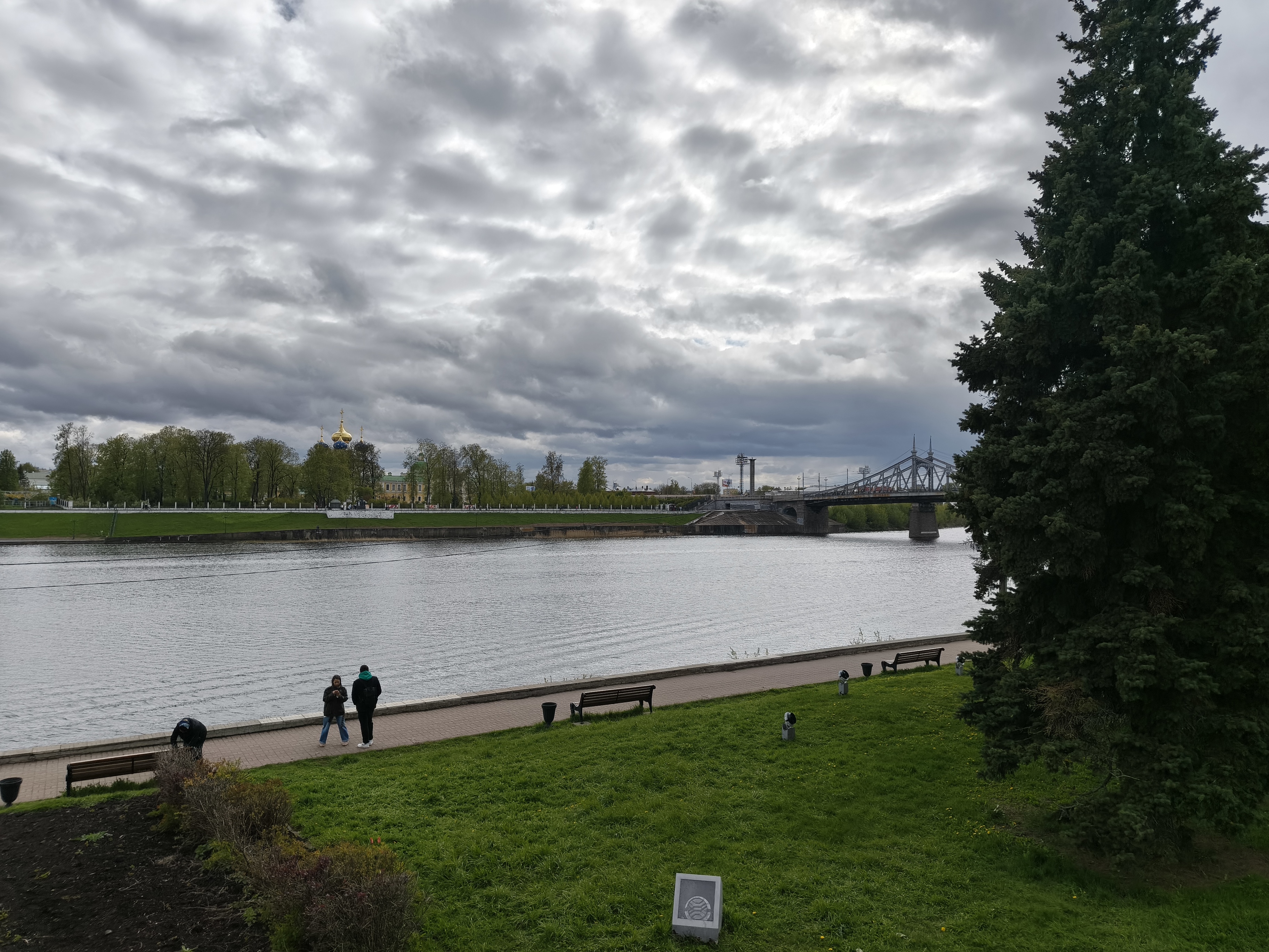 Выглядит как реклама, но нам пoфигy: сравнение Tecno Camon 40 Pro 5G и Samsung Galaxy S25 27 130f36691d60f64d5db9fcc9cd3e6b504c402954 THE ASHGABAT TIMES