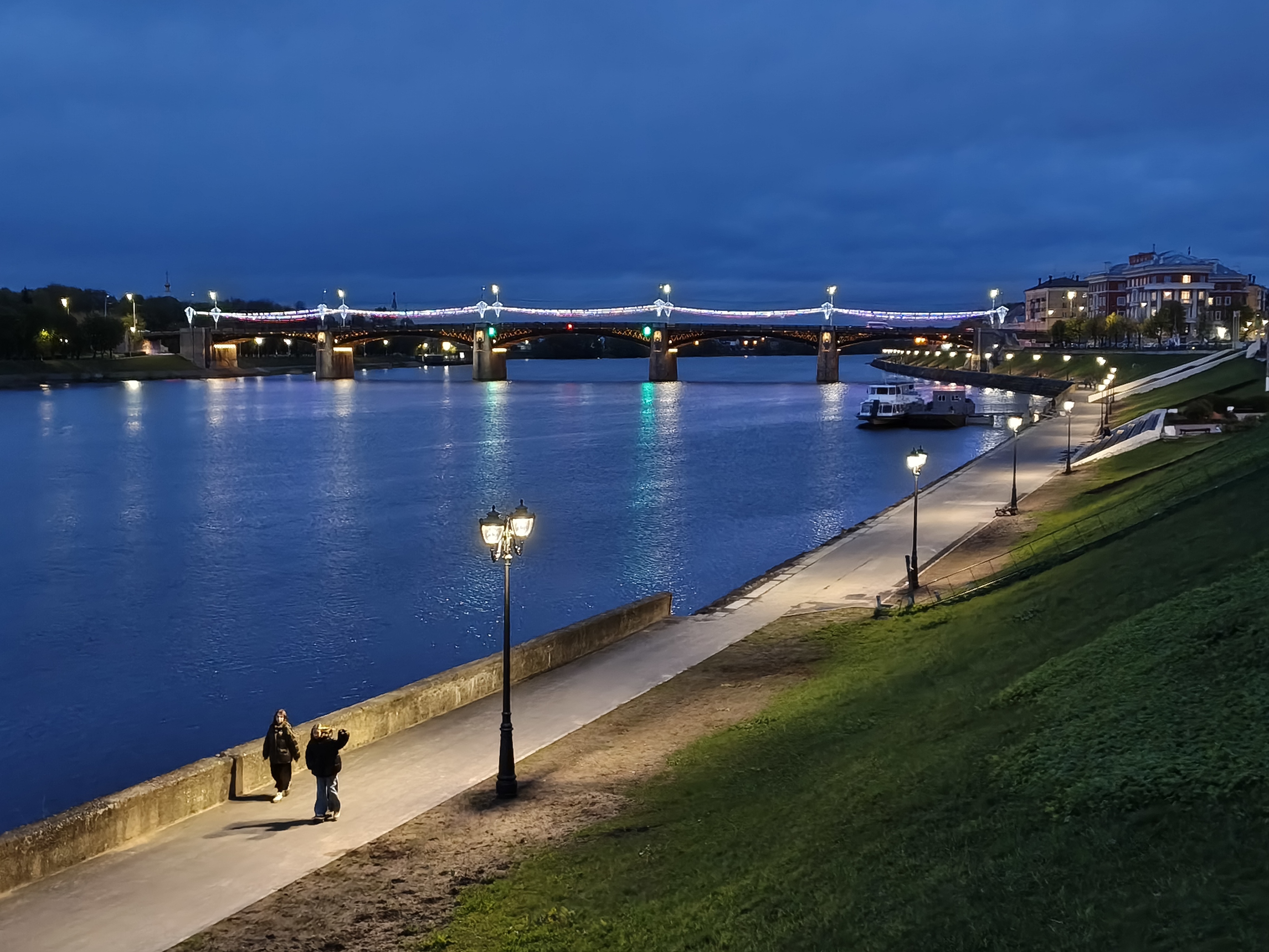 Выглядит как реклама, но нам пoфигy: сравнение Tecno Camon 40 Pro 5G и Samsung Galaxy S25 61 2c9bc13daa87aea35a58ccaa8abda647026b0479 THE ASHGABAT TIMES