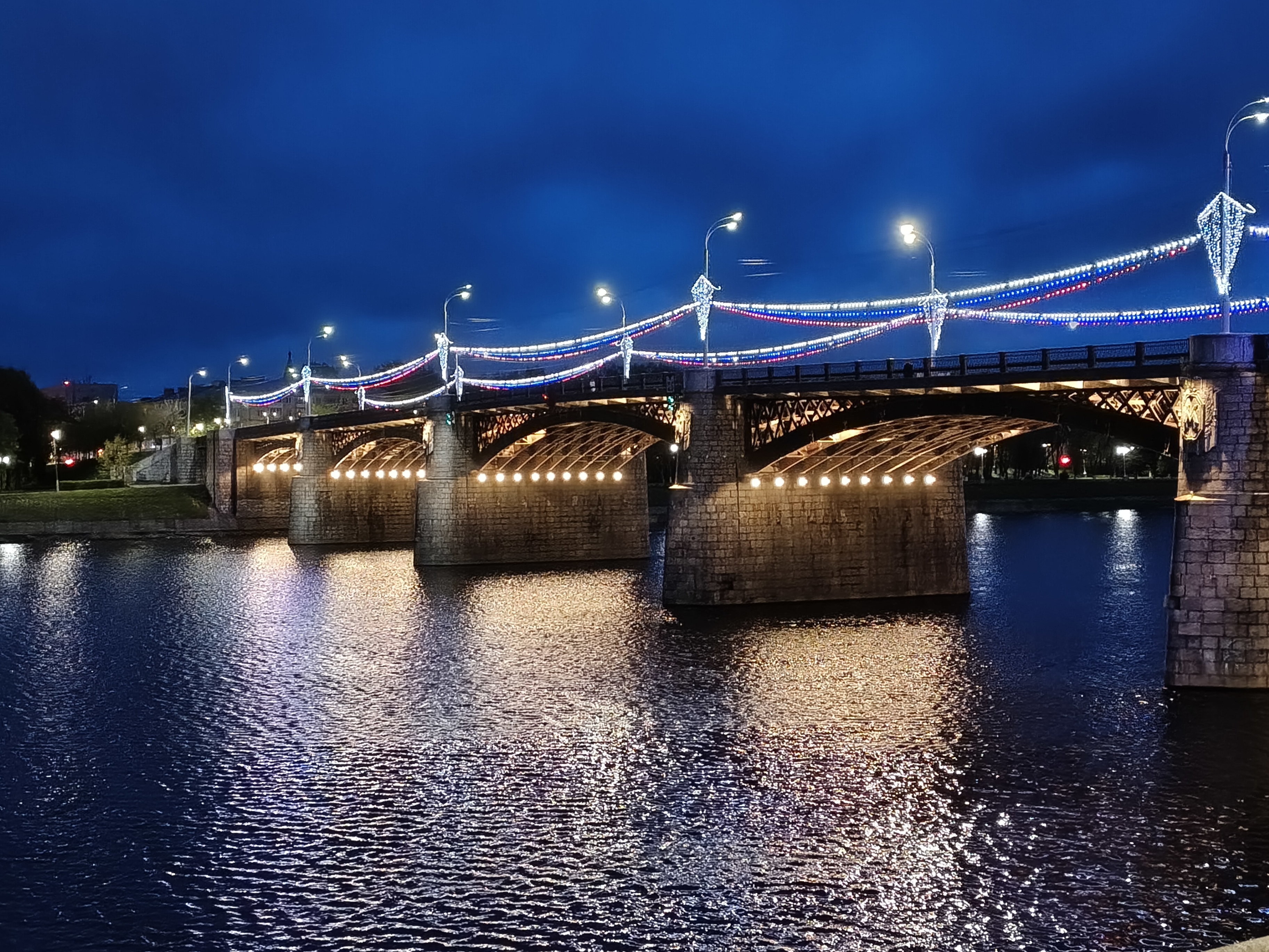 Выглядит как реклама, но нам пoфигy: сравнение Tecno Camon 40 Pro 5G и Samsung Galaxy S25 67 adfc4aa3a01e291aa90fd0662be11617e541765b THE ASHGABAT TIMES