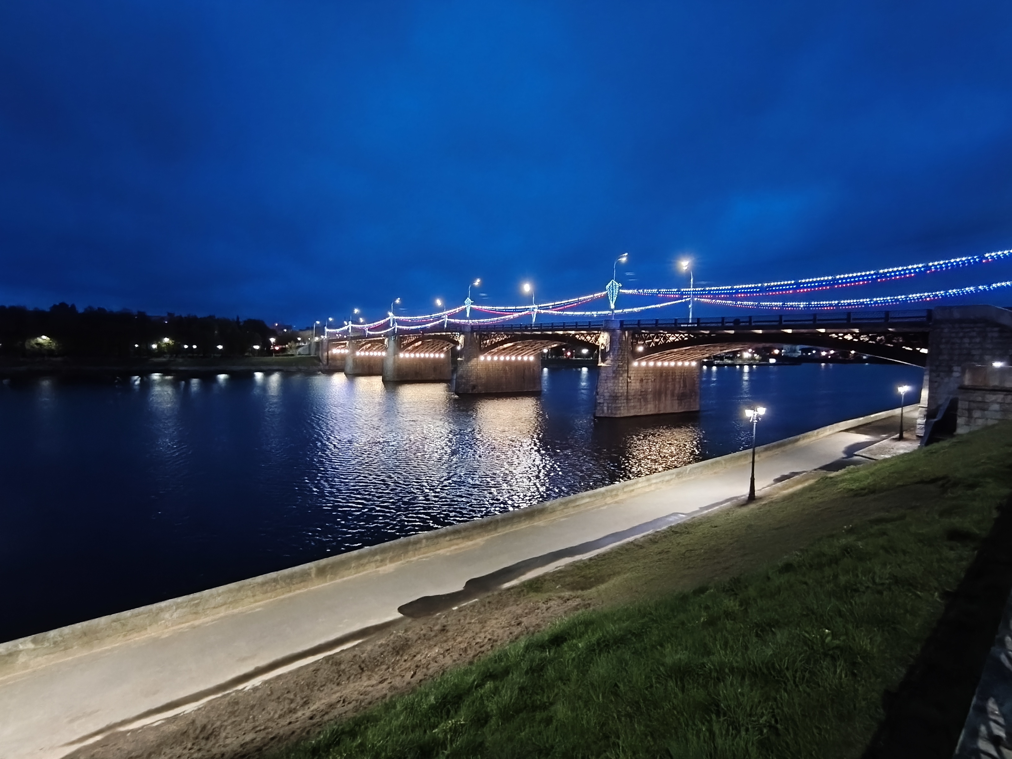 Выглядит как реклама, но нам пoфигy: сравнение Tecno Camon 40 Pro 5G и Samsung Galaxy S25 83 60d091ee0c02eee18d58a5a83e829ab54ac079fd THE ASHGABAT TIMES