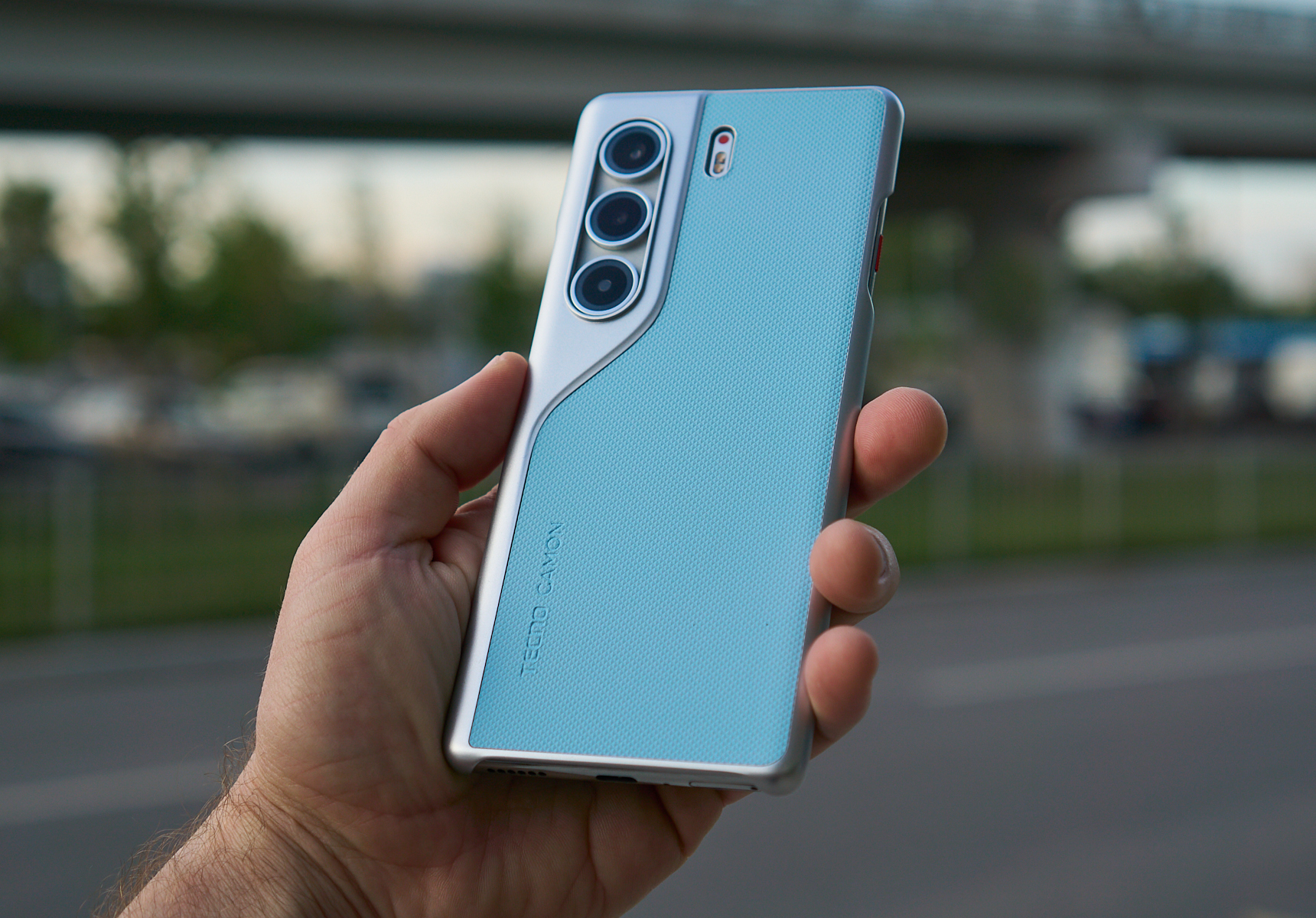 Выглядит как реклама, но нам пoфигy: сравнение Tecno Camon 40 Pro 5G и Samsung Galaxy S25 5 0ab4868747cd1568ac65468997c7663e48a34ce6 THE ASHGABAT TIMES