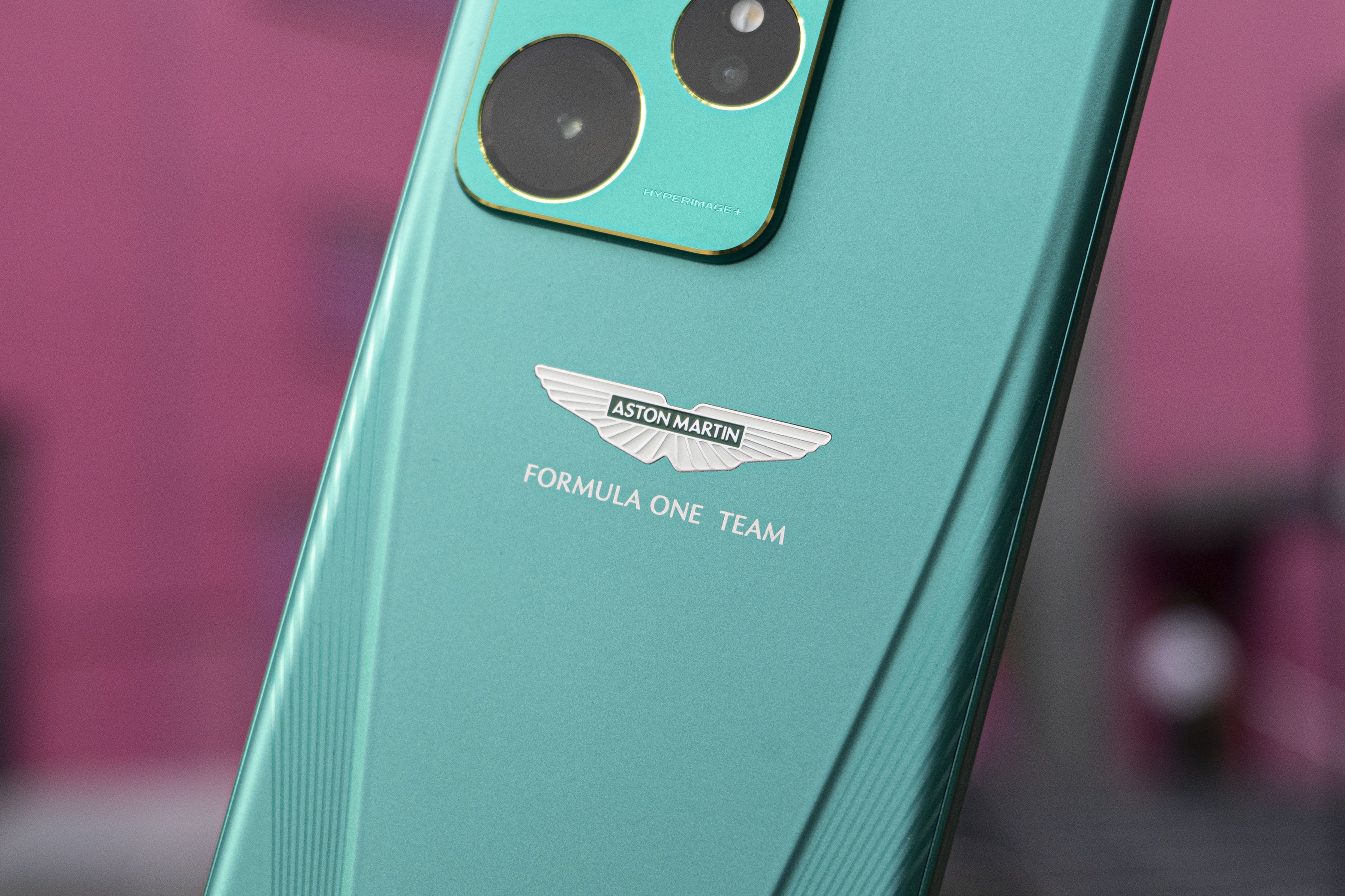 Китайская мощь, британский шарм от Aston Martin: realme GT 7 Dream Edition 4 d19ffeddd68048b7fdc4c841354ade1ff0b0295b THE ASHGABAT TIMES